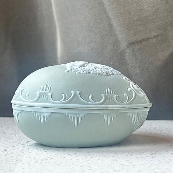 Antique Shafer & Vater Jasperware Heart Trinket Ring Box Courting Couple Grn W - Picture 4 of 13